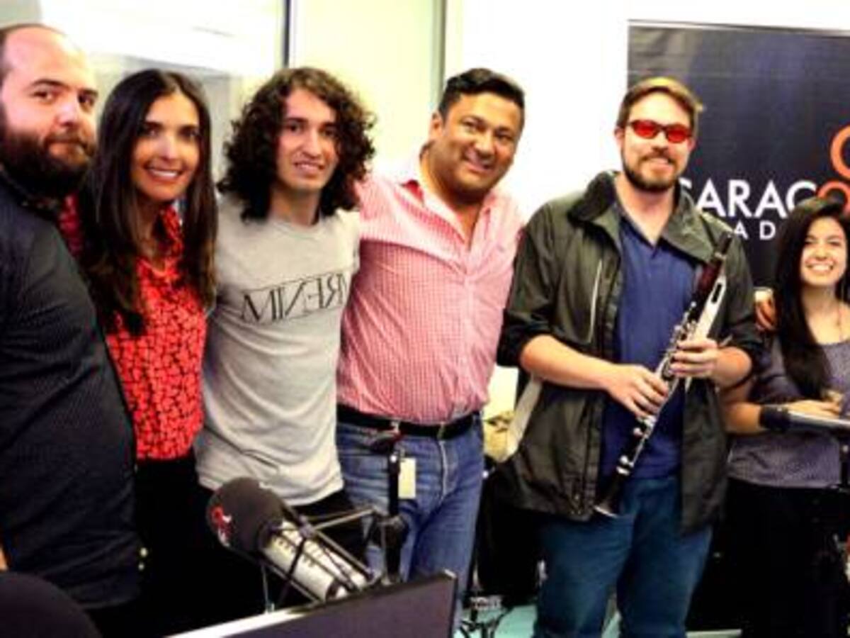 Una papayera eléctrica y bailadora con Papaya Republik en nuestro Desconectado