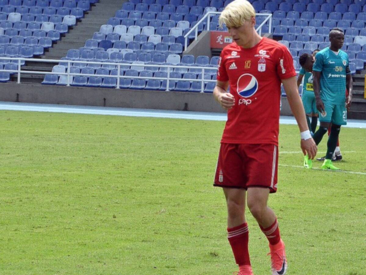 Me siento decepcionado y maltratado por el América: Nicholas Llanos