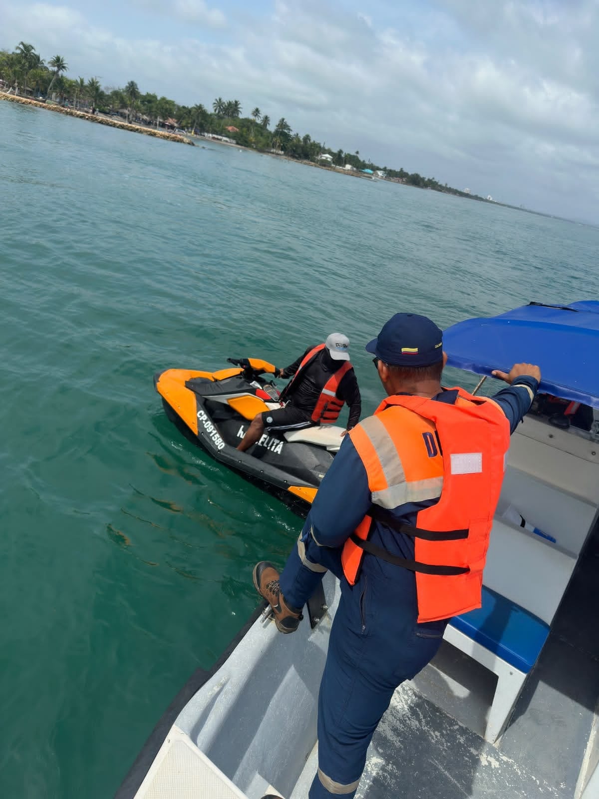 DIMAR refuerza los controles de seguridad en Coveñas y el Golfo de Morrosquillo por semana de receso escolar. Foto: Dimar.