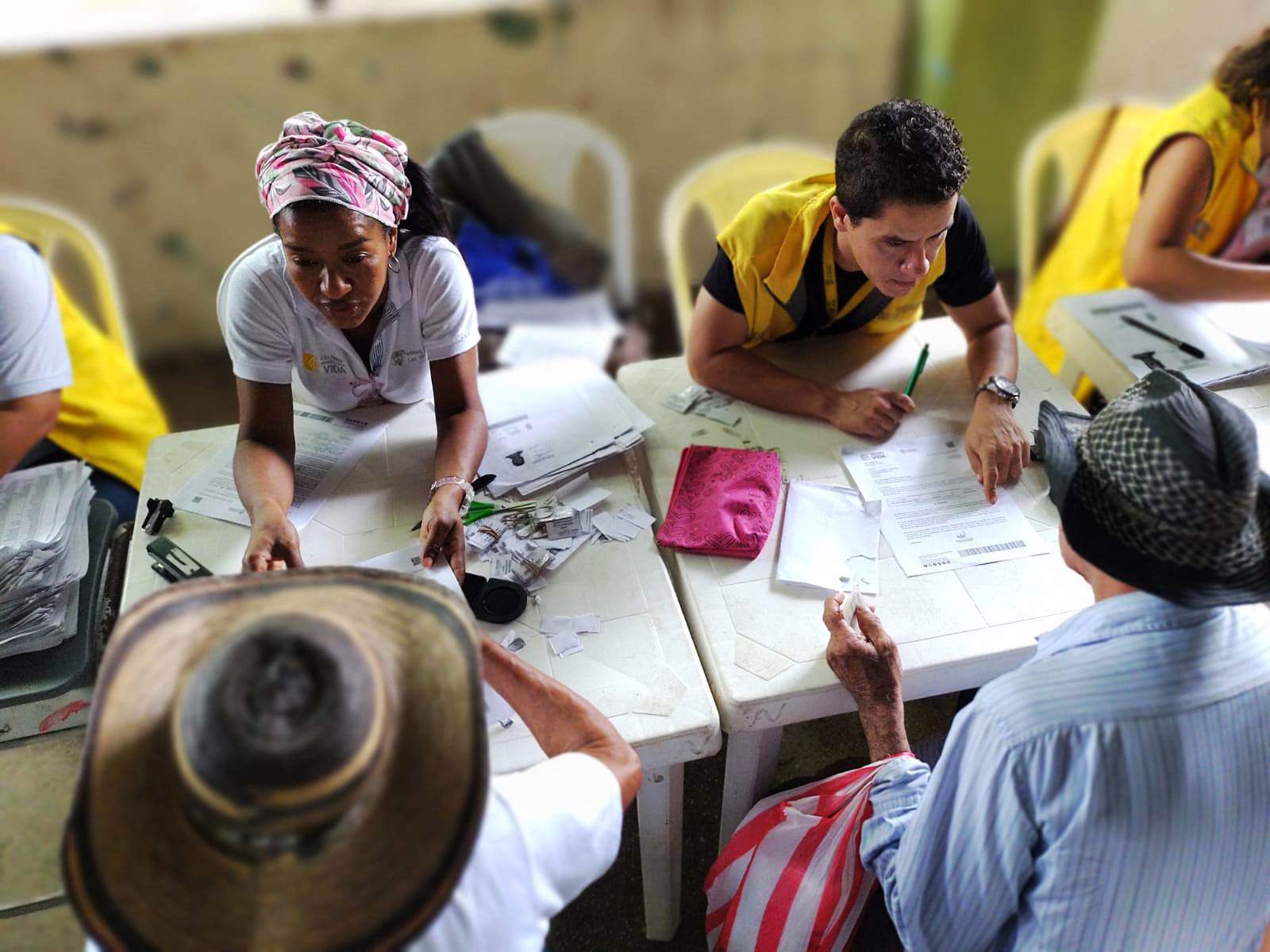 $2.374 millones recibieron más 300 víctimas del conflicto armado del sur de Bolívar