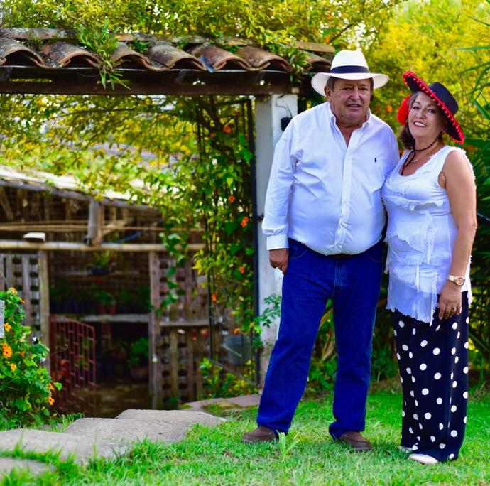Jorge Eduardo Toro Isaza junto con su esposa Melva Gómez.