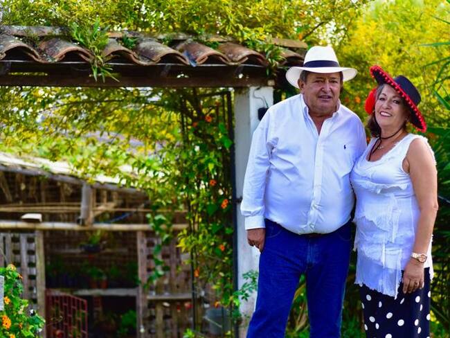Jorge Eduardo Toro Isaza junto con su esposa Melva Gómez.
