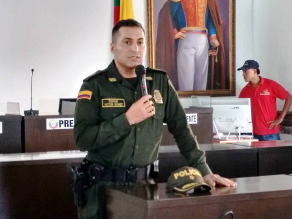 Policía de Bolívar presenta plan padrino para diputados