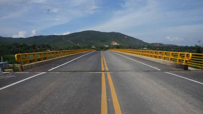 Puente sobre el río Pamplonita