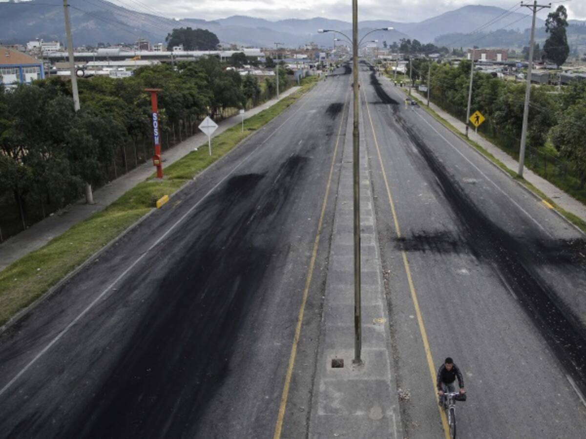 Piden al Gobierno explicar cómo se implementarán medidas contra el paro camionero