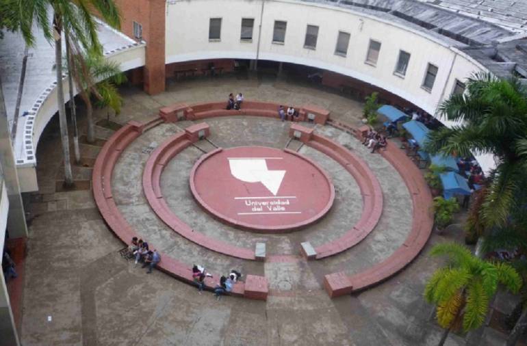 la Universidad del Valle lamentó lo ocurrido y aclaró que el joven no era estudiante activo ni egresado de la institución.
