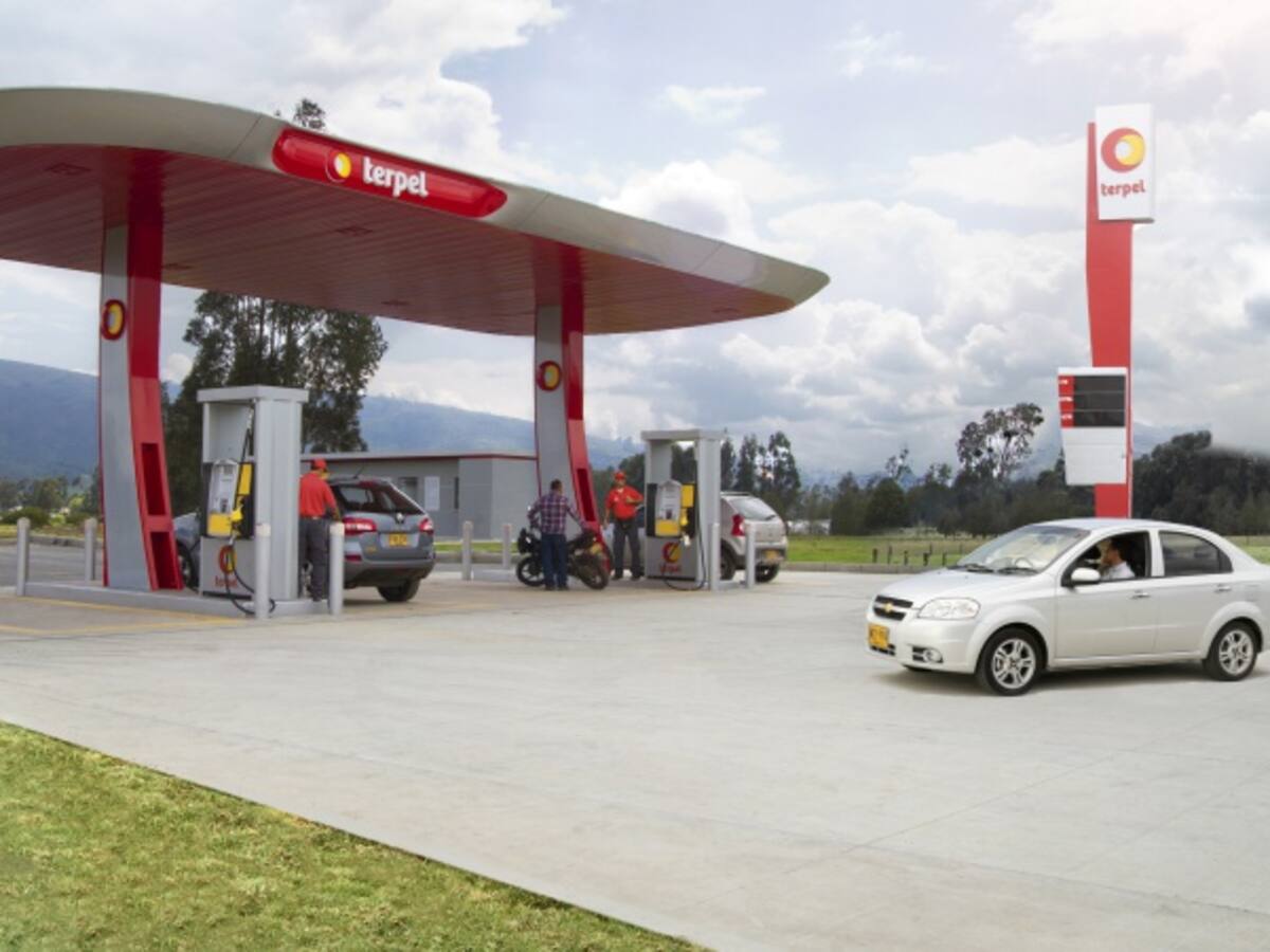 Precios de los combustibles se mantienen por el momento estables en octubre