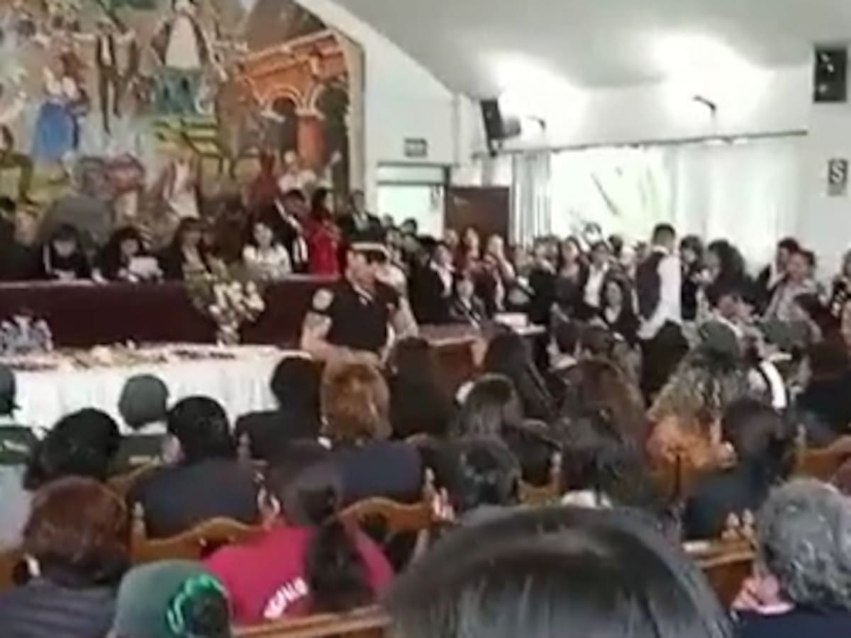 La polémica que generó la conmemoración del Día de la Mujer con strippers