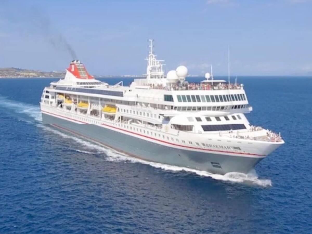 Colombianos deambulan en un crucero pidiendo ayuda para volver a casa