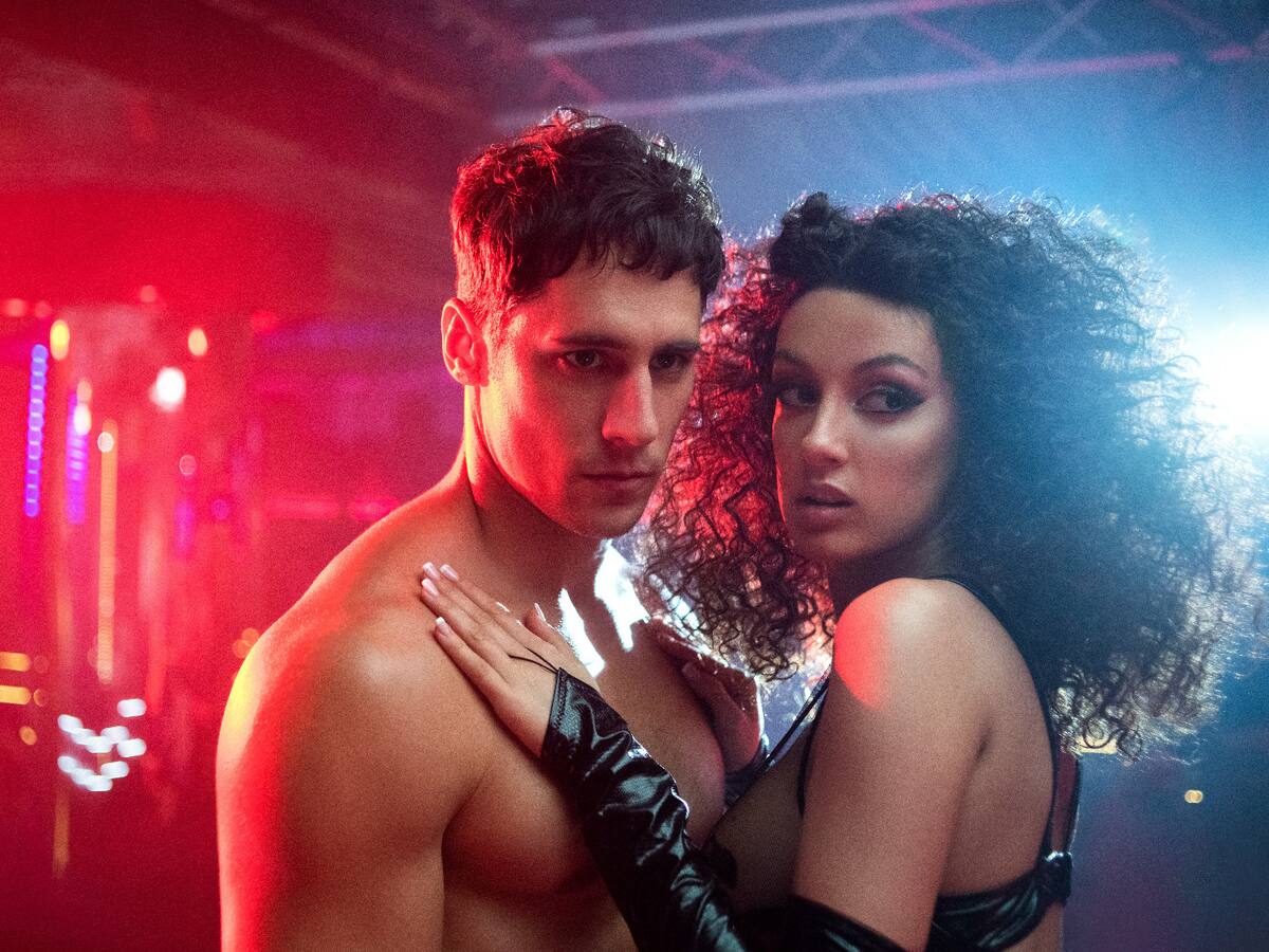 ‘Nacho’: la serie que retrata la estrella del cine para adultos y la industria porno