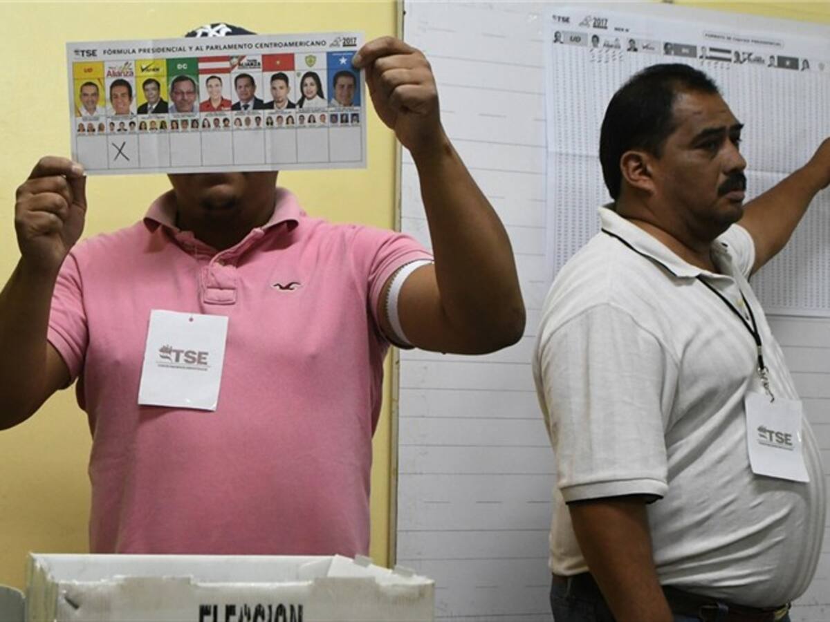 Están queriendo cambiar las reglas electorales: Ricardo Álvarez