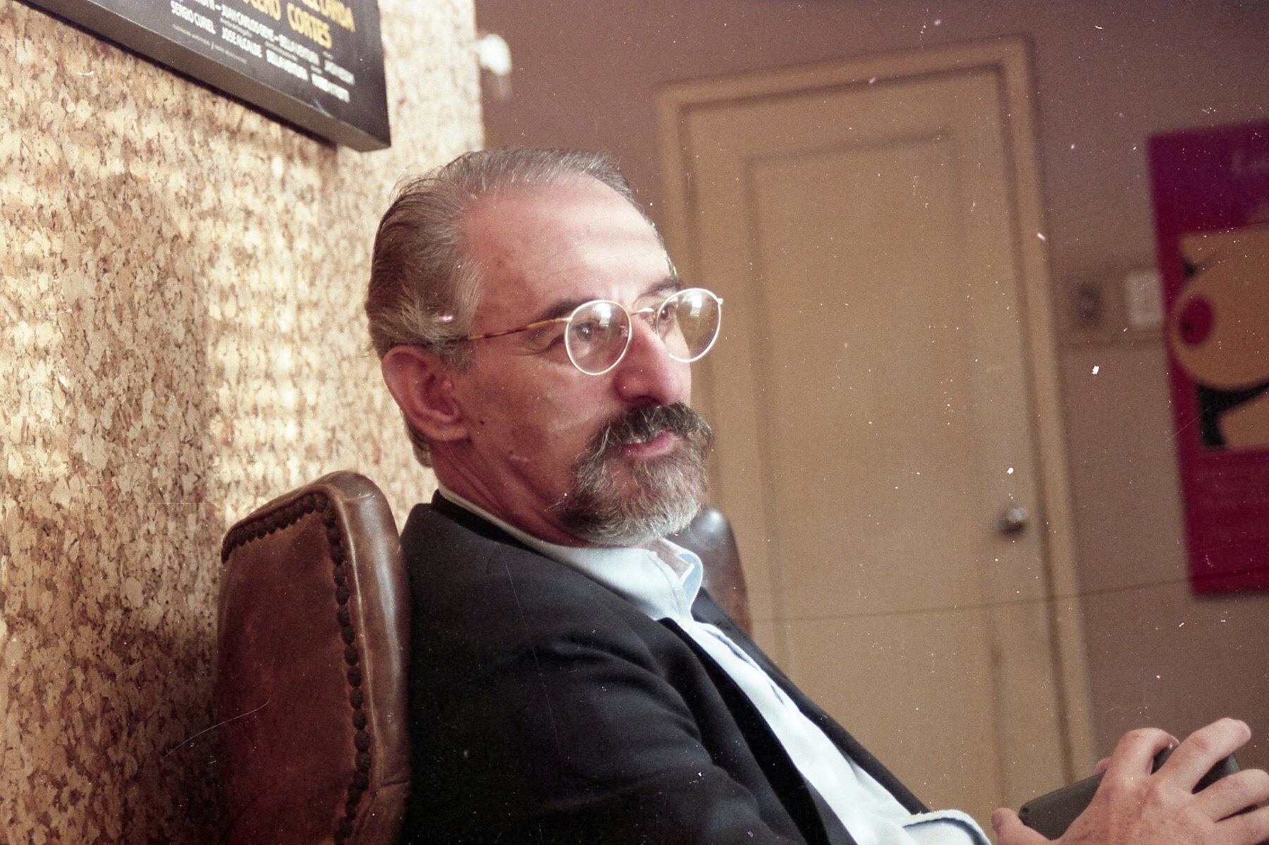 Mario Mitrotti rinde homenaje al fallecido Ciro Durán