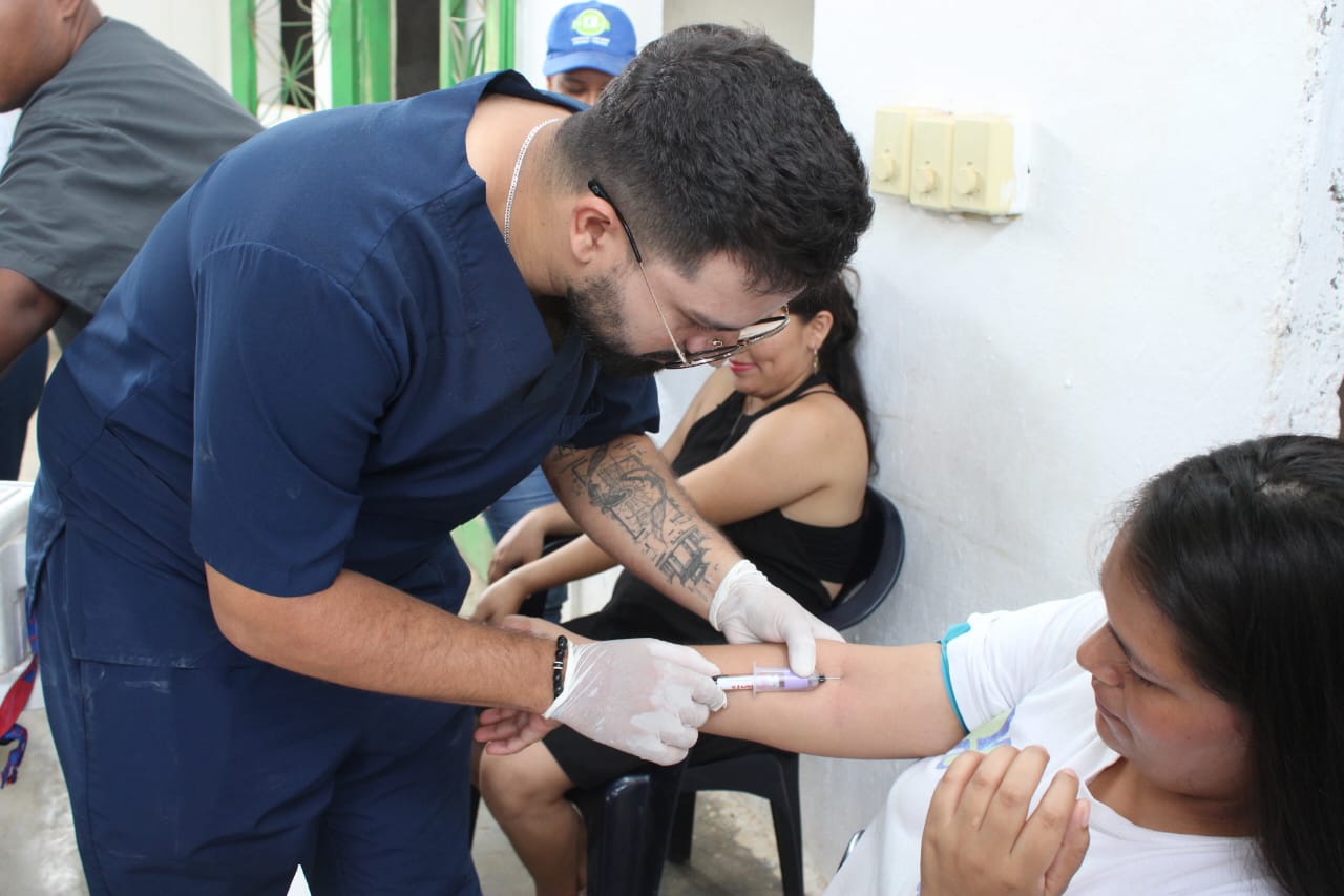 En zona rural del municipio de Ortega se tomaron muestras para detectar nuevos brotes de Malaria.