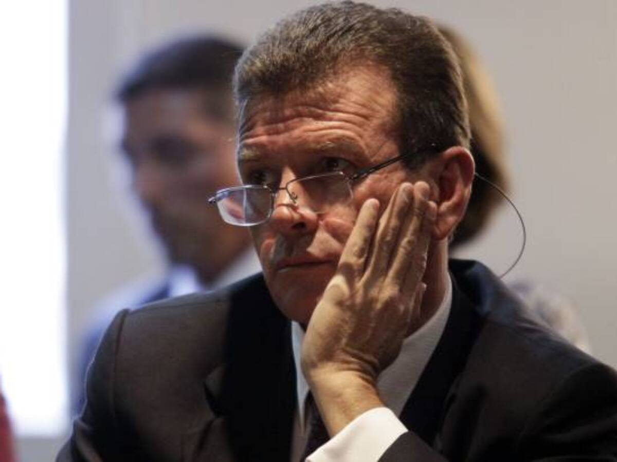 Carlos Palacino deberá explicar la supuesta entrega de dinero a un excongresista