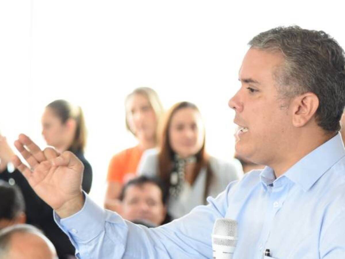 Abuchean a Iván Duque en Popayán