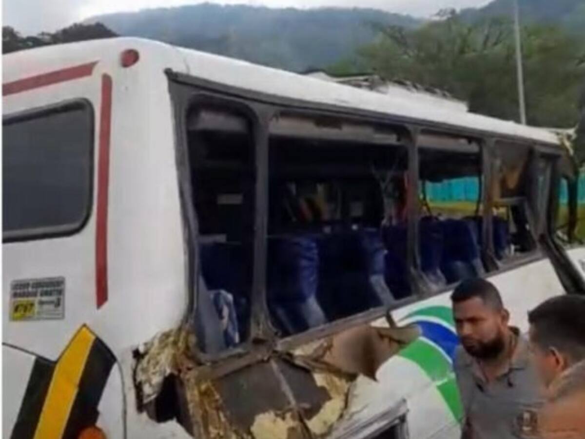 “El conductor no iba rápido, él intentó todo para frenar”: sobreviviente del accidente vía a Quindío