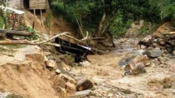 Sigue búsqueda de 9 desaparecidos en el Huila por una avalancha que dejó 5 muertos