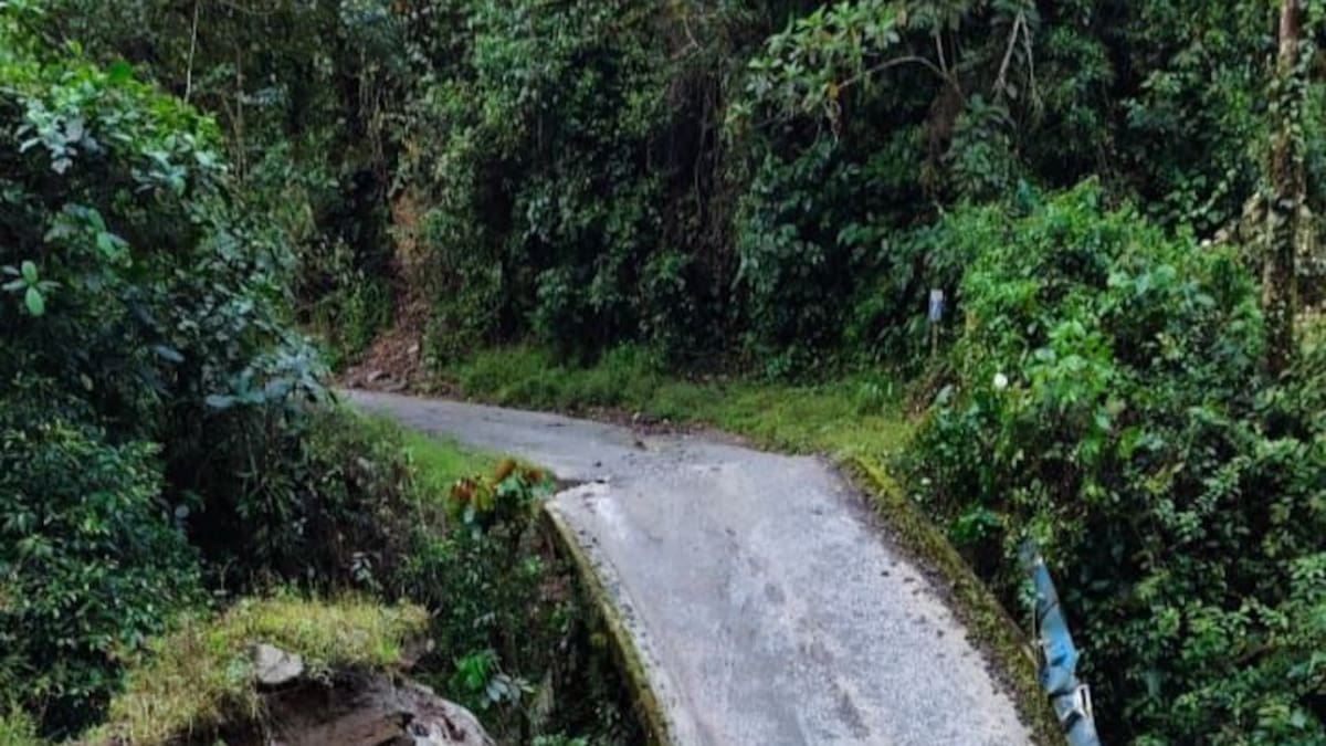 Las lluvias causaron el colapso de un puente en zona rural de Pácora, Caldas