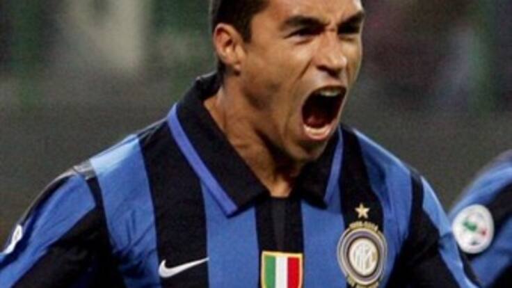 Entre el italiano Capello y el serbio Mihajlovic estaría el nuevo técnico del Inter, dijo Iván Ramiro Córdoba