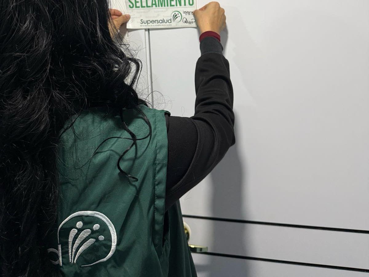 Superintendencia de Salud ordena el cierre de la Clínica Láser Surgical en Bogotá