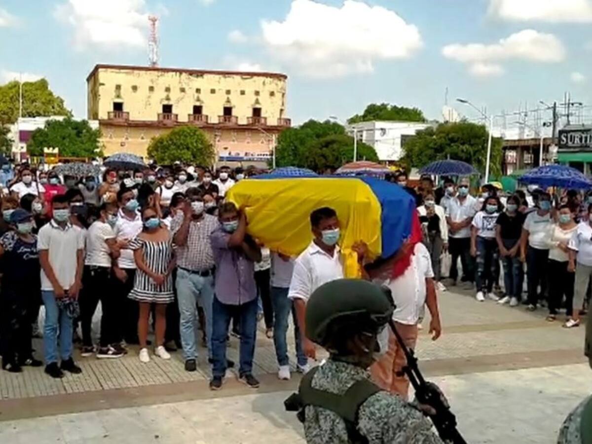 El Carmen de Bolívar despidió a soldado que murió en combates con el ELN