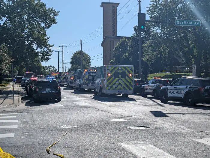 EE.UU. registra tiroteo en escuela católica de Minneapolis, se registran varios heridos, entre ellos menores