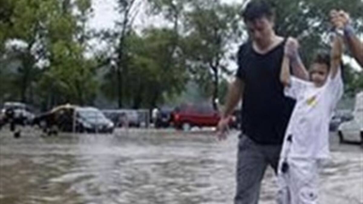 Llegan ayudas para los damnificados de las inundaciones en Florencia