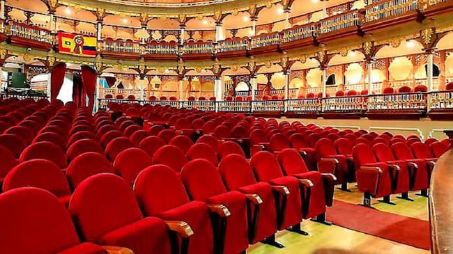 Teatro Adolfo Mejía