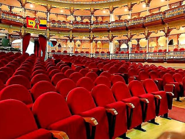 Teatro Adolfo Mejía
