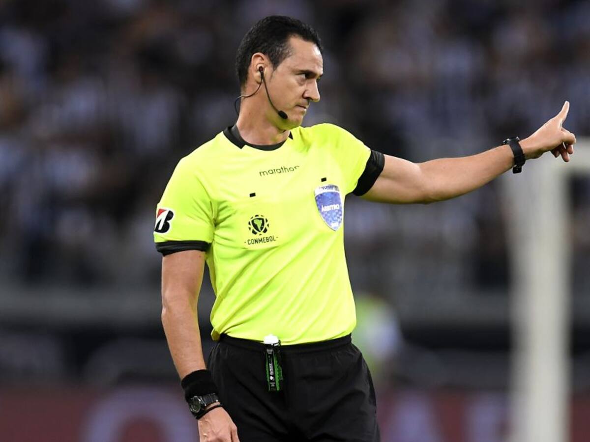 ¿Roldán el mejor del mundo? Esta fue la nominación que recibió el árbitro