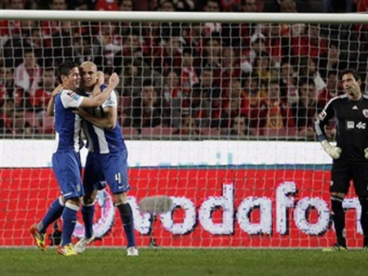 James Rodríguez marcó gol con el Porto que derrotó al Benfica