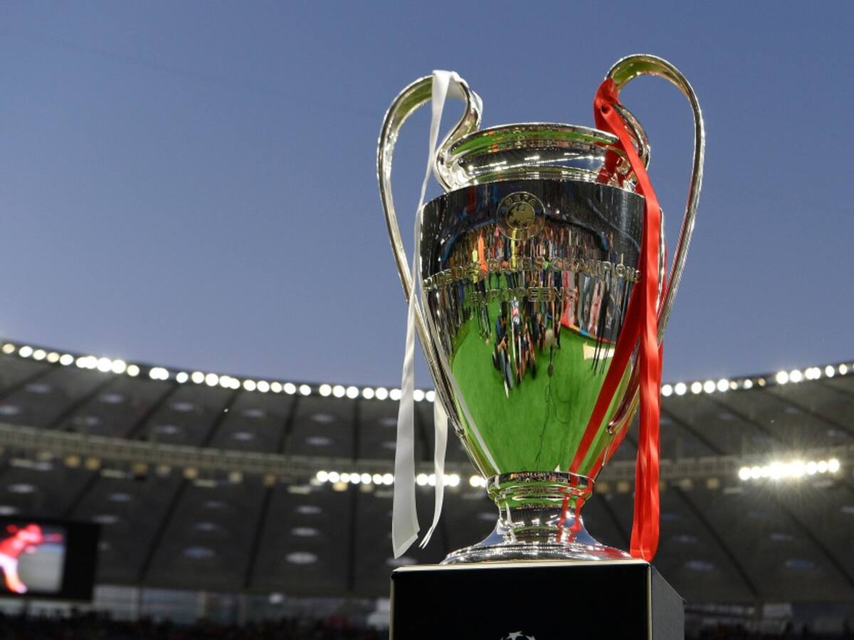 UEFA se plantea jugar la Champions League los fines de semana