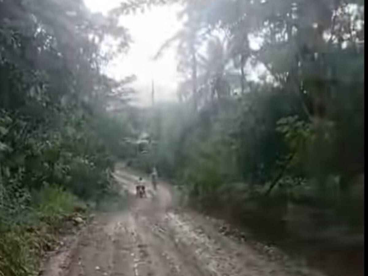 Cerrada la vía principal a San Vicente de Chucurí