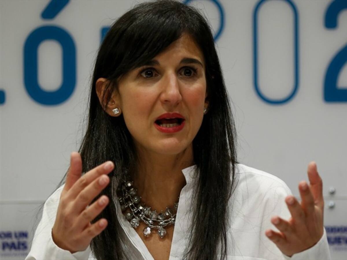 Mineducación propone bonificación para 220 mil maestros