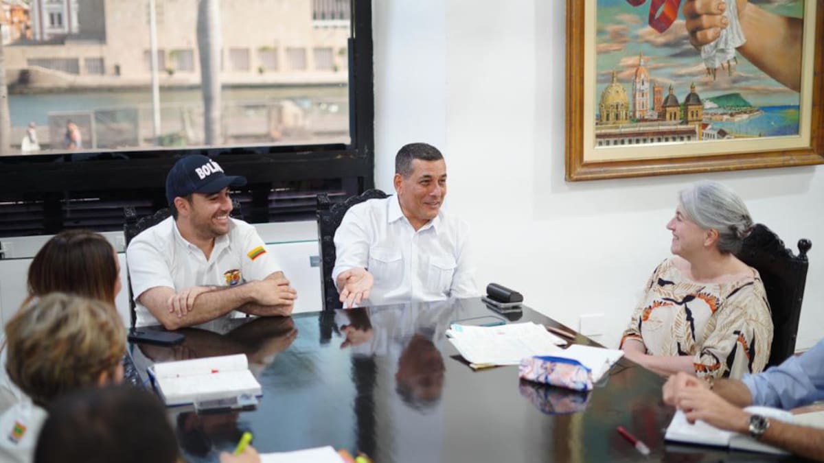 Alcalde y Ministra de Vivienda se unen para lograr alcantarillado de Bayunca y Pontezuela