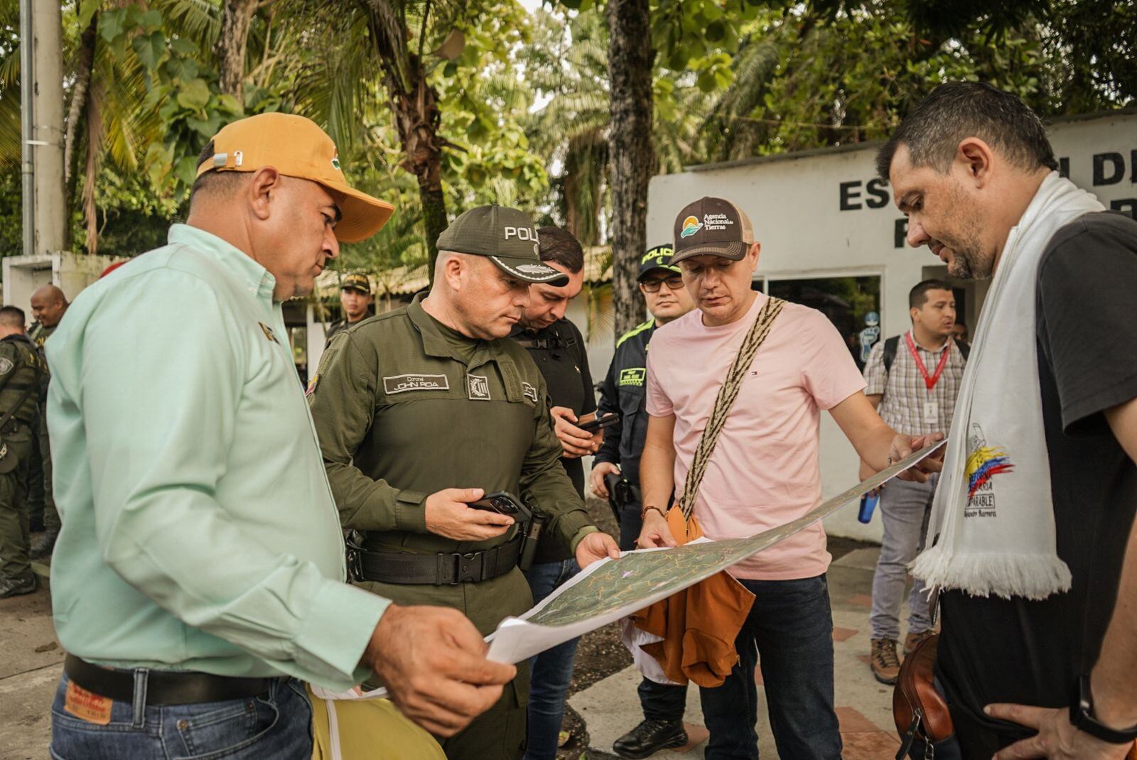 En dos días, se recuperaron más de 5 mil hectáreas. Foto | @harmanfelipe