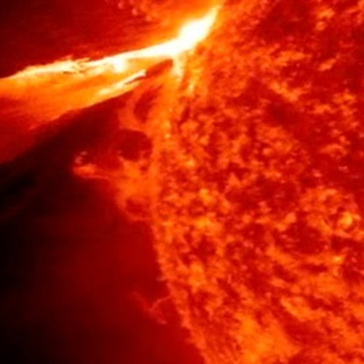 Grandes llamaradas solares llegan a la Tierra: amenazan las comunicaciones y a astronautas