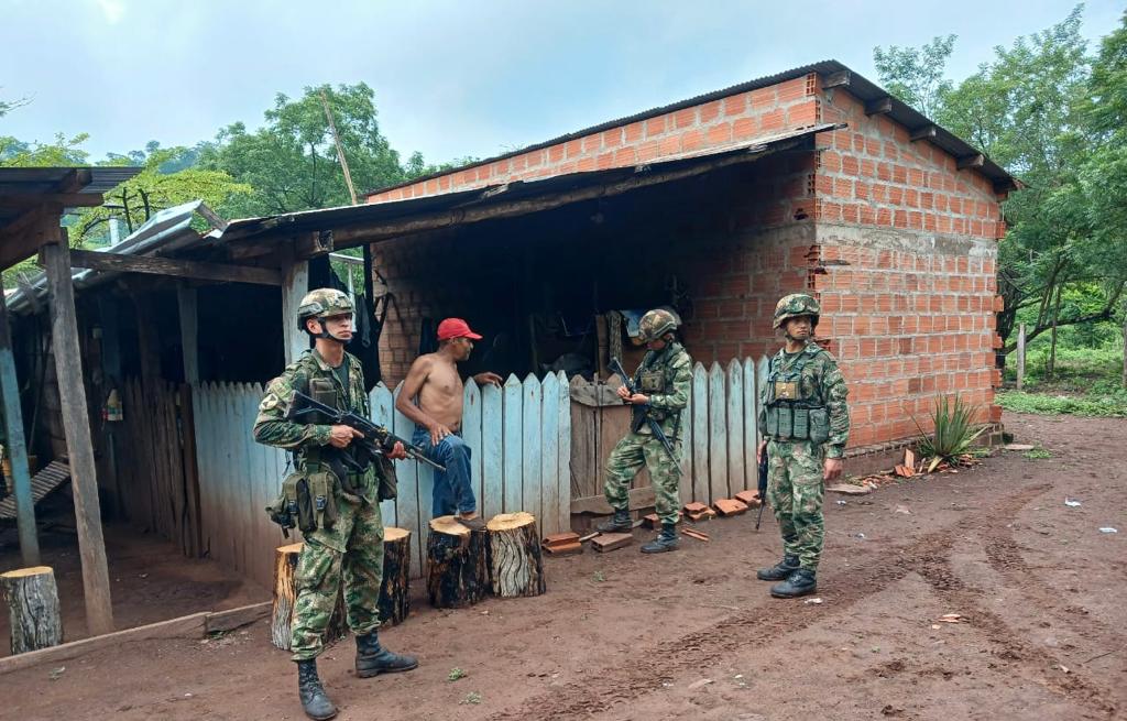 Búsqueda por parte de fuerzas armadas en La Guajira./ Foto: FF.MM