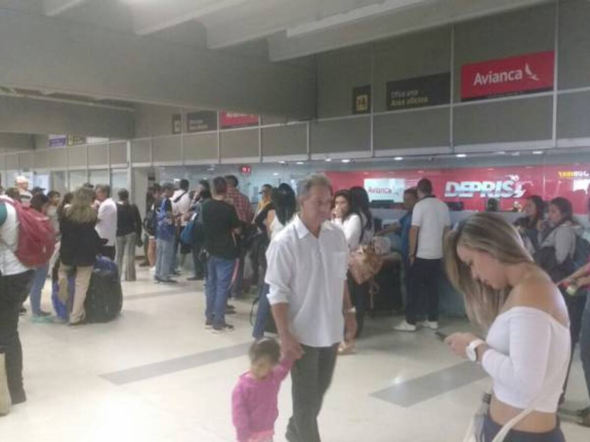 Caos en el Aeropuerto Alfonso Bonilla por paro de pilotos de Avianca