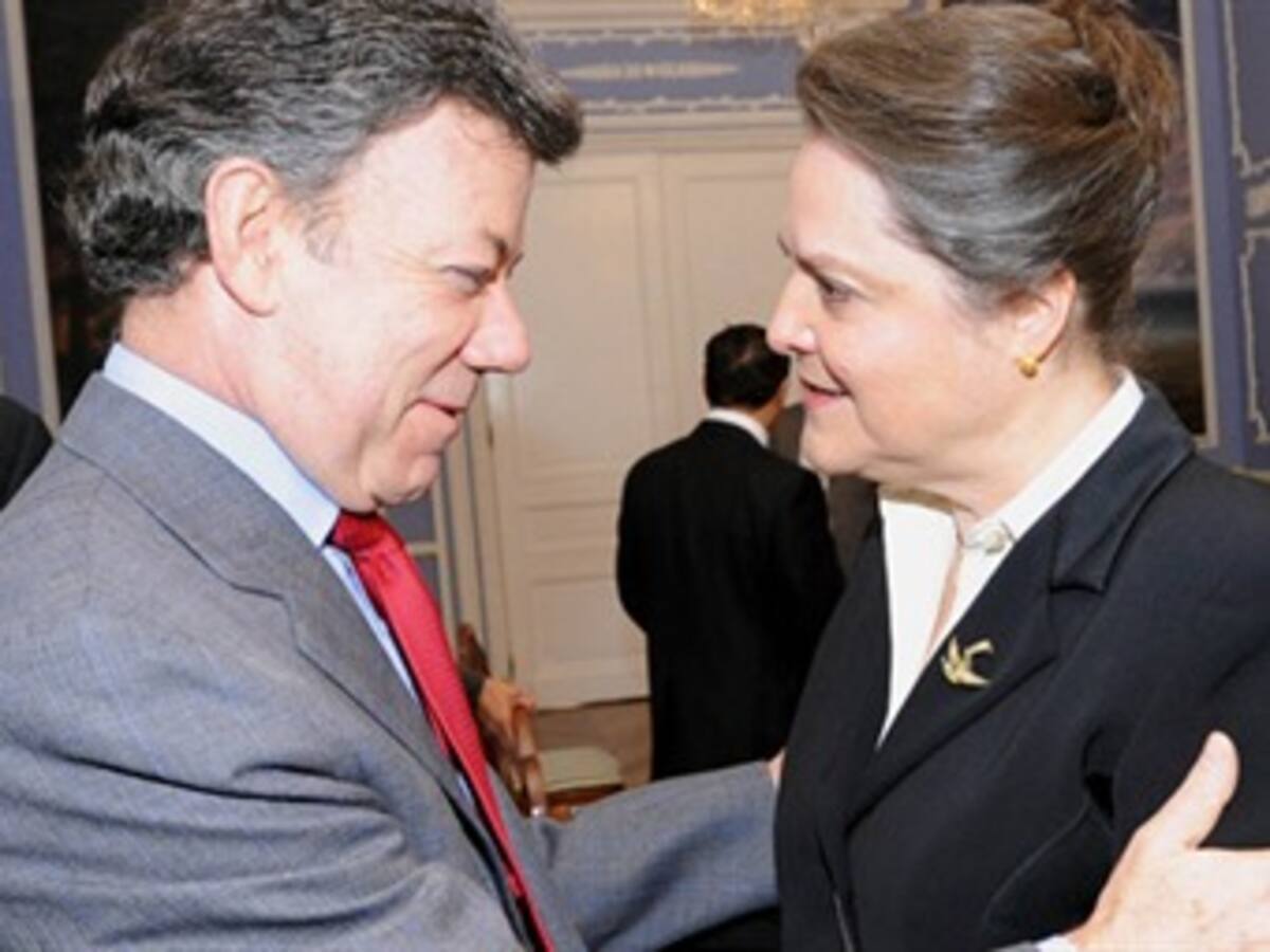 Polo pide al presidente Santos definir si va a la reelección