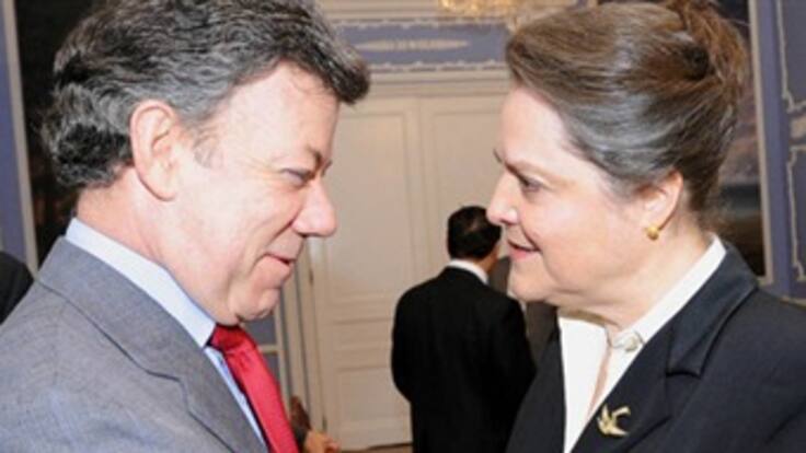 Polo pide al presidente Santos definir si va a la reelección