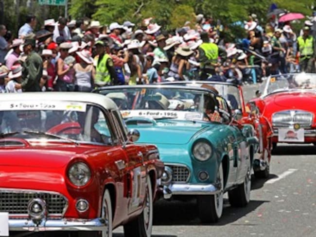 Desfile de autos clásicos y antiguos este 7 de agosto en la Feria de las Flores