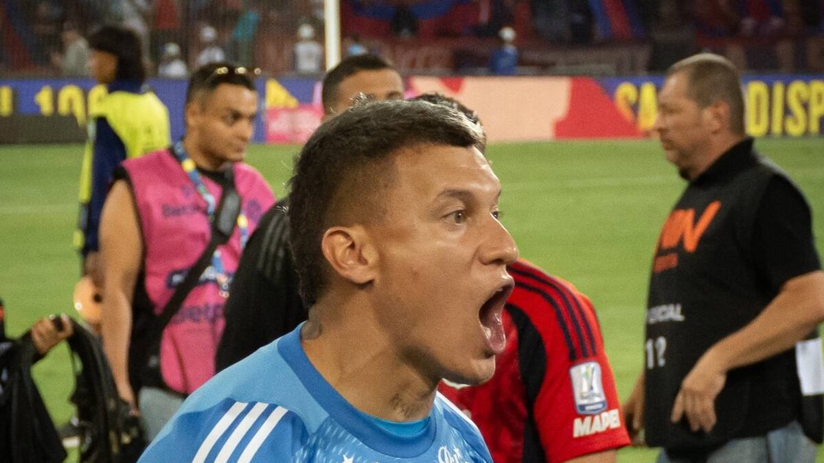 Arquero de Medellín reveló detalles sobre encontronazo con Rodallega