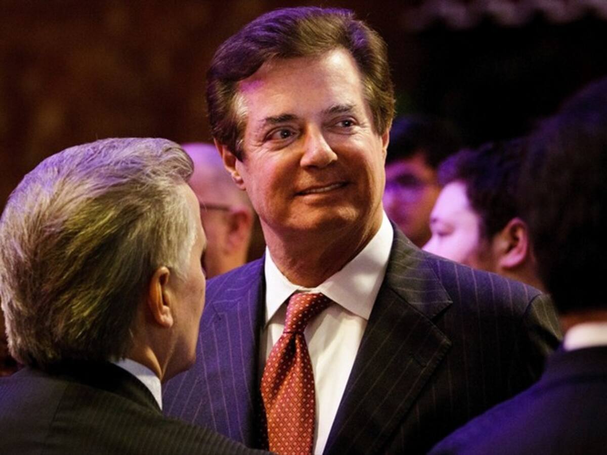Paul Manafort, ex jefe de campaña de Trump, se entrega al FBI por "conspiración"