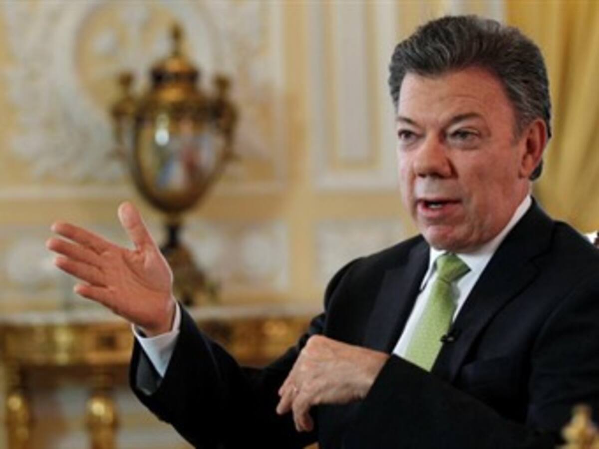 Paz, economía y visas, temas claves de visita presidencial a España