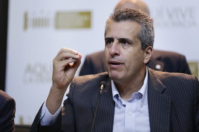 Luis Fernando Velasco insistirá en el aval del Partido Liberal para su candidatura presidencial. Foto/Colprensa.