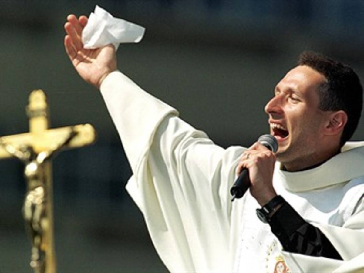 Cura Marcelo Rossi, que ha vendido millones de discos, abrirá iglesia para 20.000 fieles
