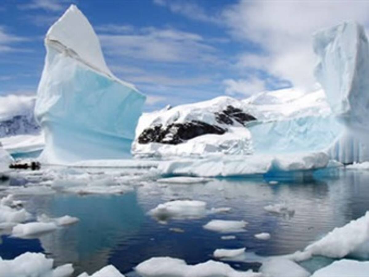 Vinculan la caída de niveles de CO2 a la formación del hielo de la Antártida