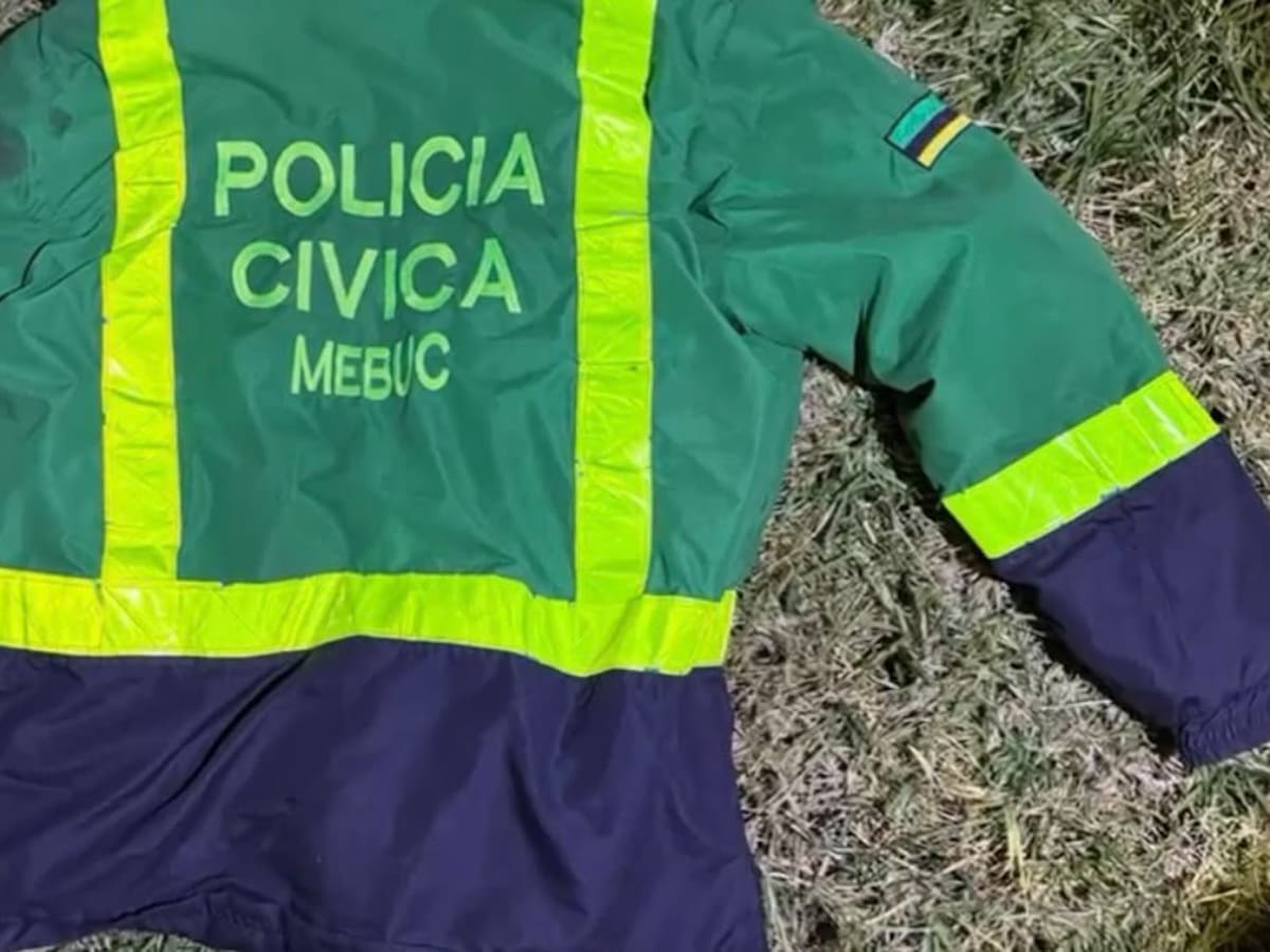 Delincuente se disfrazaba de policía cívico para robar en Bogotá: fue capturado en Transmilenio