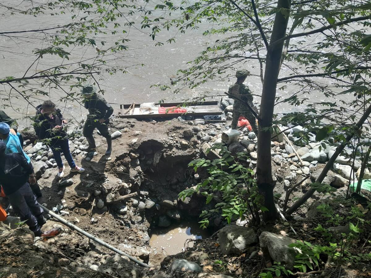 Cuatro personas capturadas por minería ilegal en las aguas del Río Cauca